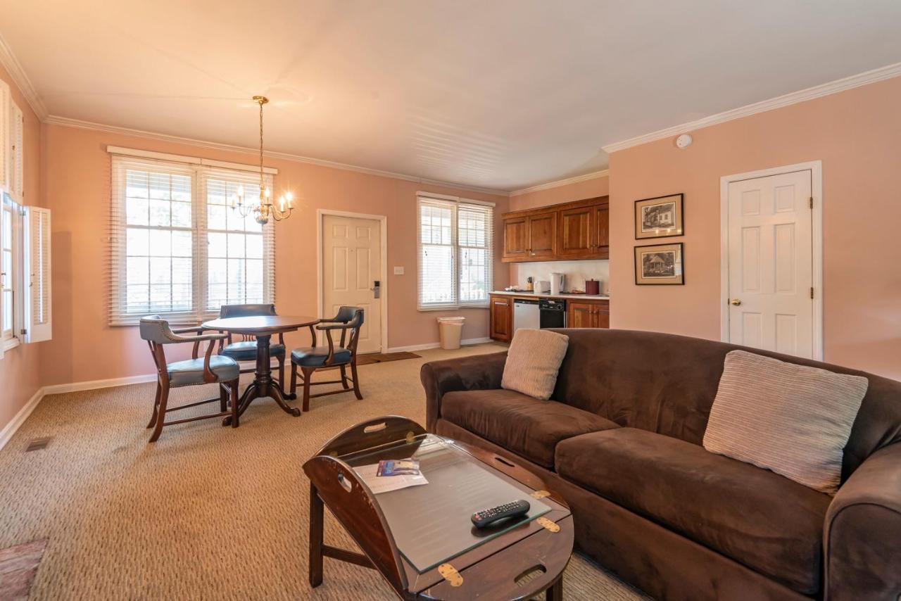 Century Suites Hotel Bloomington Bagian luar foto