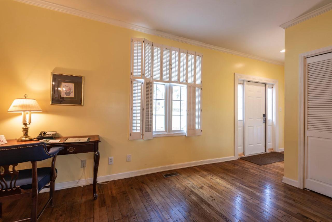 Century Suites Hotel Bloomington Bagian luar foto